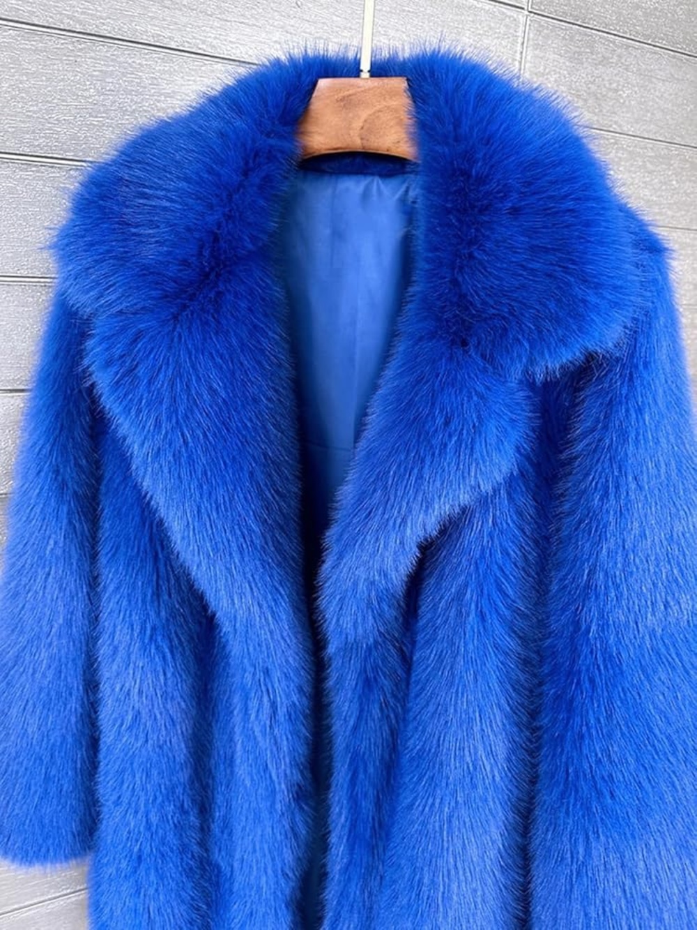 Gianfranco FerrƩ Vibrant Blue Faux Fur Pea Coat
